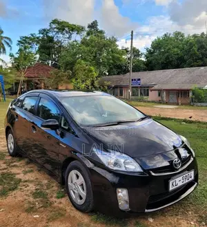 Toyota Prius 2010 Car (Used)