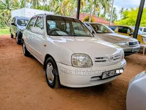 Nissan March K11 2000 Car (Used)