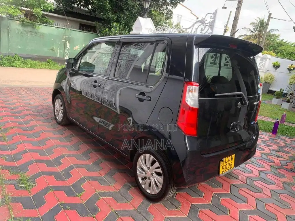 Suzuki Wagon R FX 2016 Car (Used)