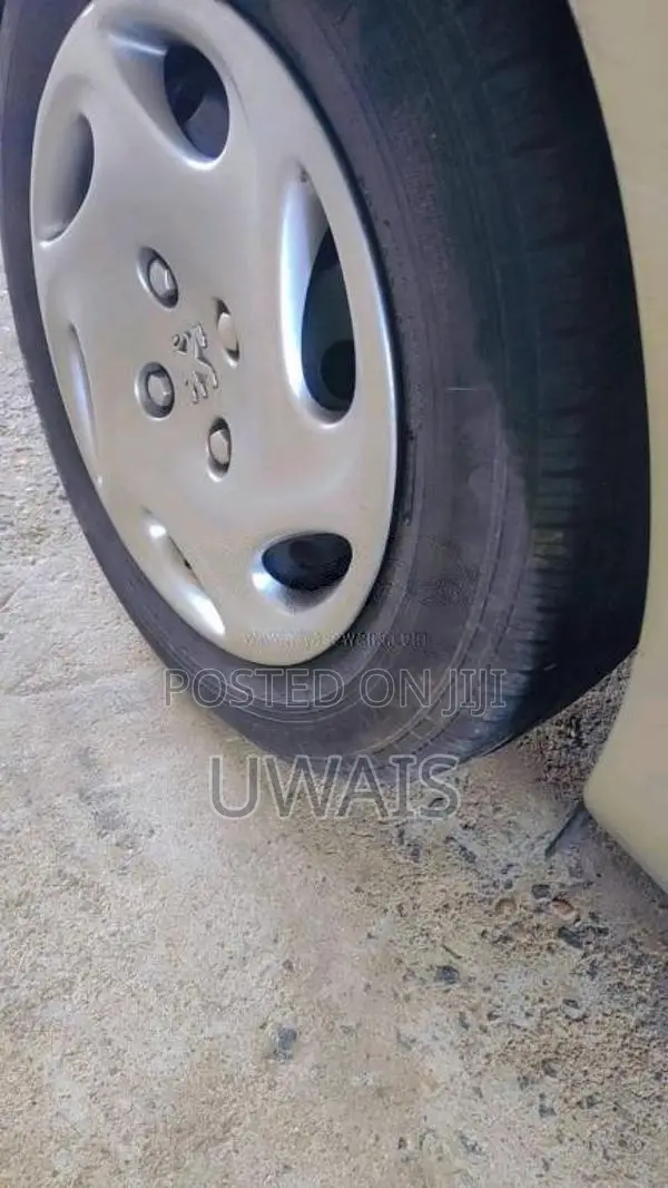 Peugeot 206 2000 Car (Used)