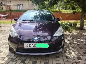 Toyota Aqua 2014 Car (Used)