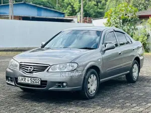 Nissan N16 2011 Car (Used)