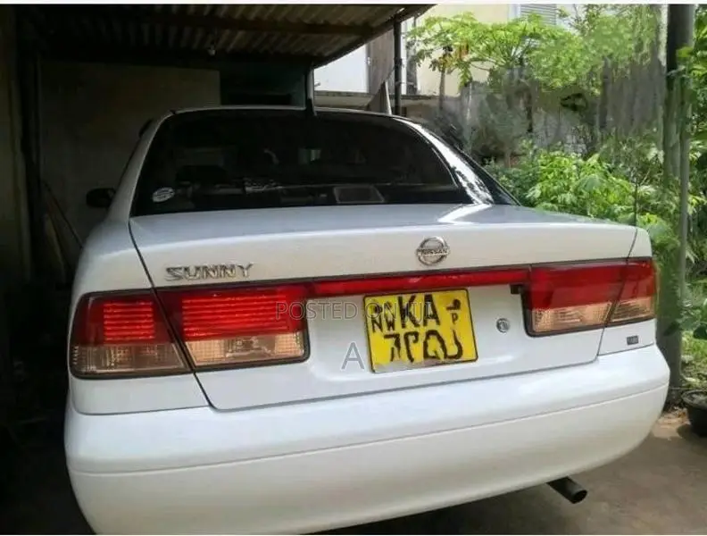Nissan FB15 2002 Car (Used)