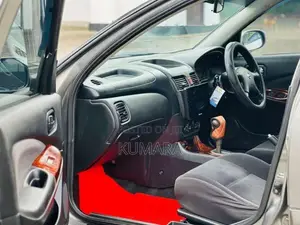 Nissan N16 2011 Car (Used)