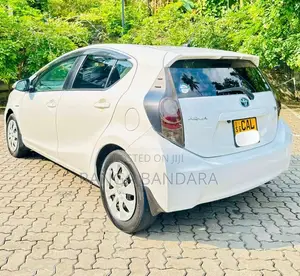 Toyota Aqua 2012 Car (Used)