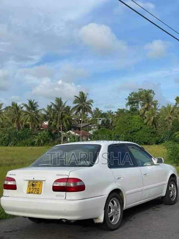 Toyota Corolla 111 1997 Car (Used)