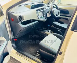 Toyota Aqua 2012 Car (Used)
