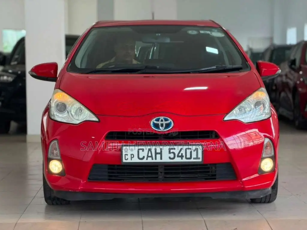 Toyota Aqua G Grade Brown Luxury Interior 2012 Car (Used)
