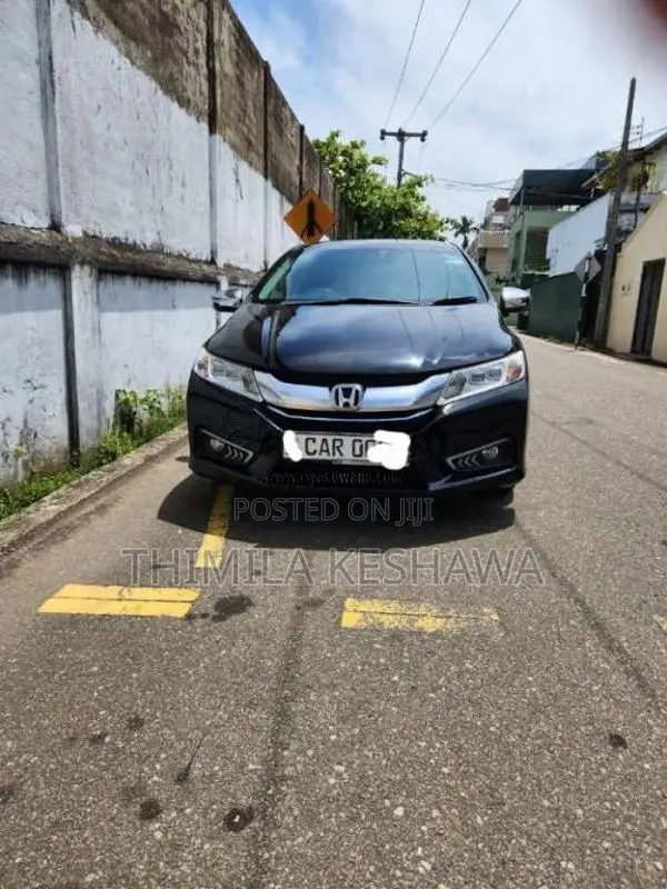 Honda Grace 2014 Car (Used)