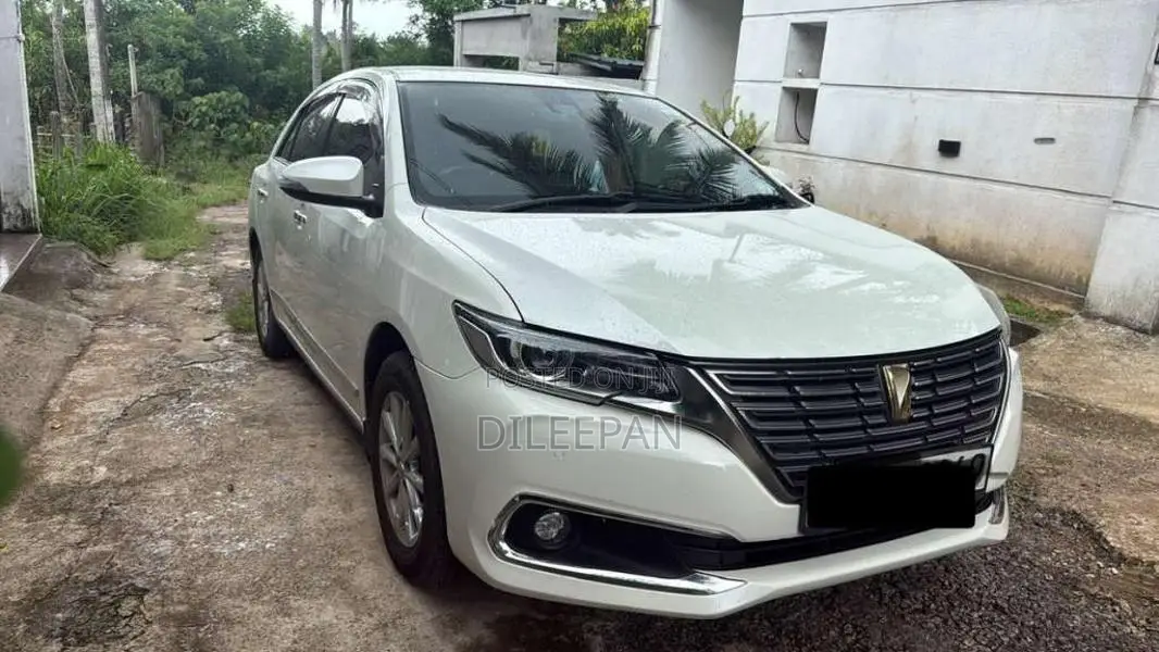 Toyota Premio 2017 Car (Used)