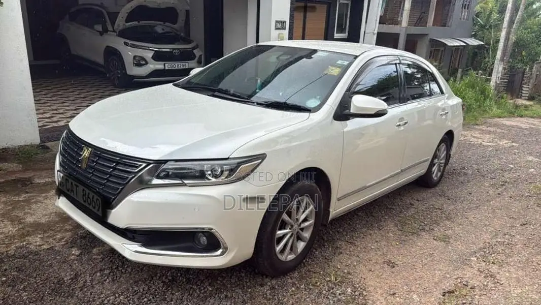 Toyota Premio 2017 Car (Used)