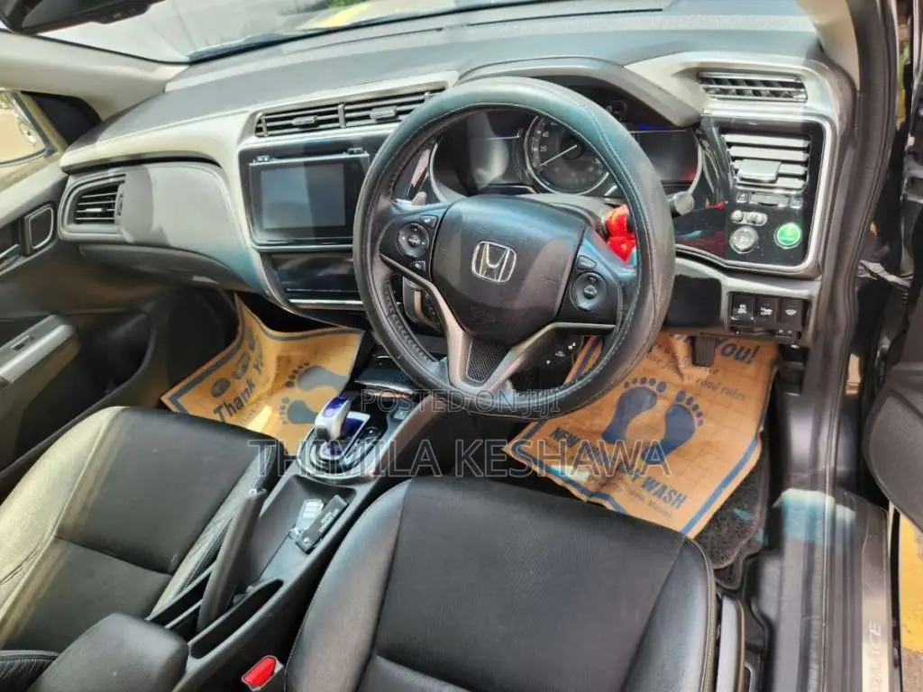 Honda Grace 2014 Car (Used)