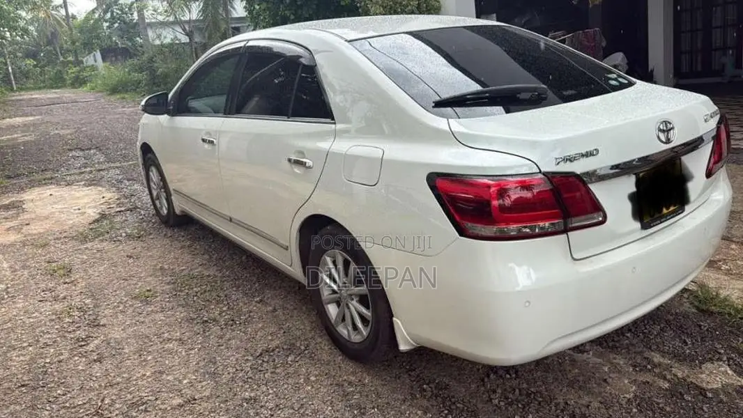 Toyota Premio 2017 Car (Used)