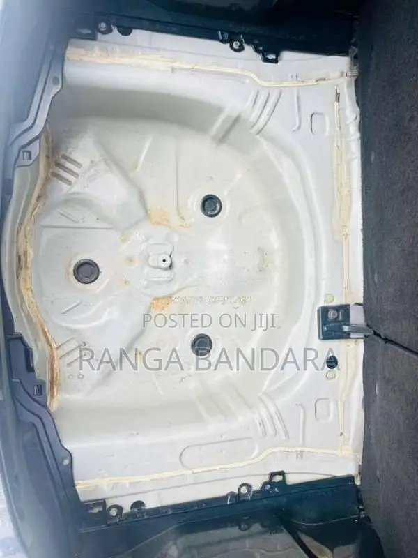 Toyota Aqua 2012 Car (Used)