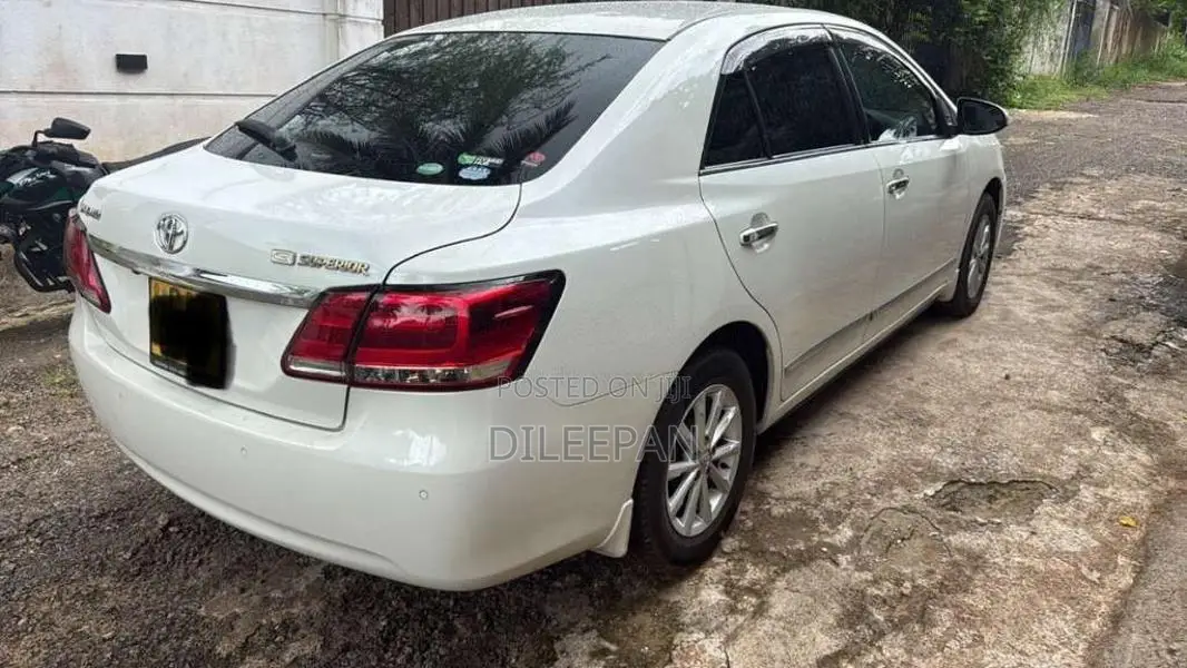 Toyota Premio 2017 Car (Used)