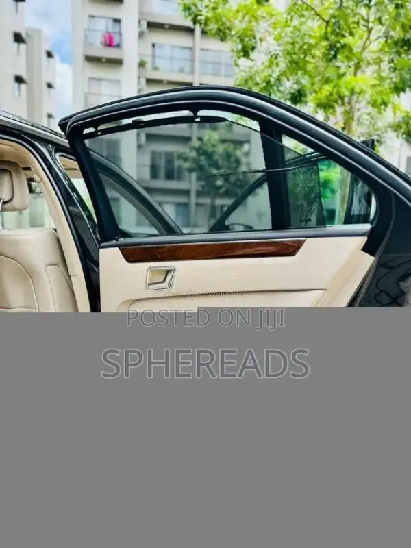 Mercedes-Benz E300 Elegance Model 2014 Car (Used)