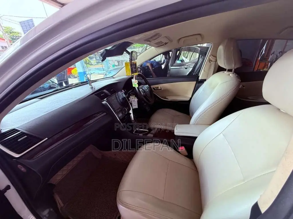 Toyota Premio 2017 Car (Used)
