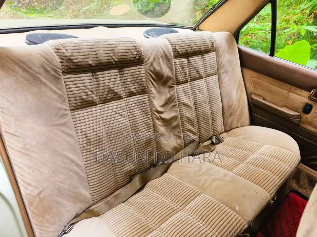 Toyota Carina 1986 Car (Used)