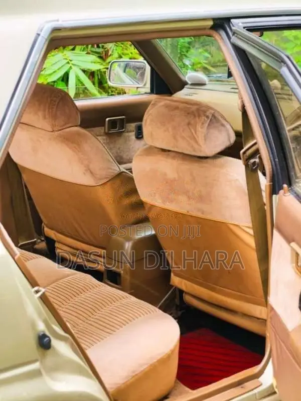 Toyota Carina 1986 Car (Used)