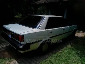 Toyota Carina 1988 Car (Used)