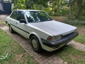 Toyota Carina 1988 Car (Used)