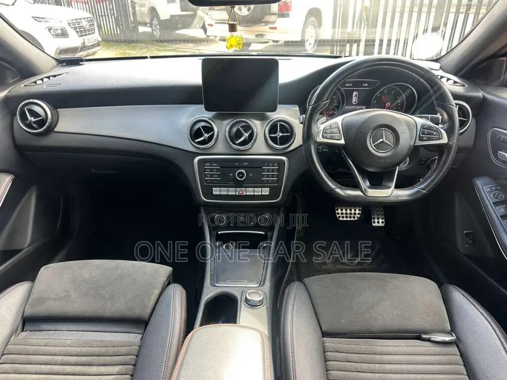 Mercedes-Benz CLA 180 2017 Car (Used)