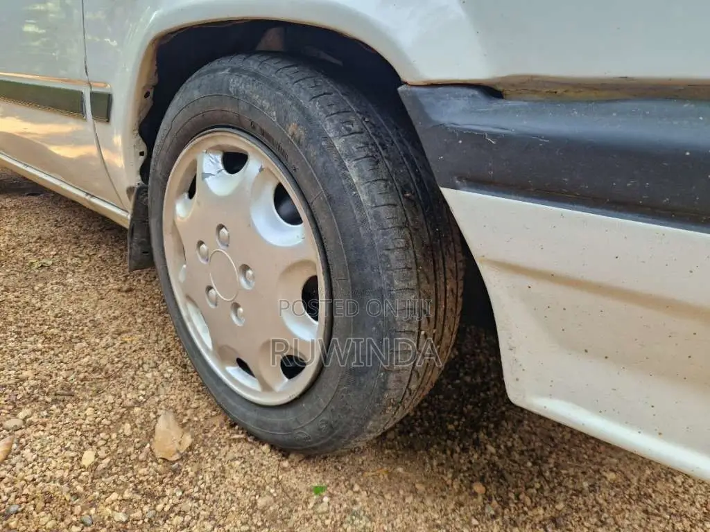 Toyota Corsa 1988 Car (Used)