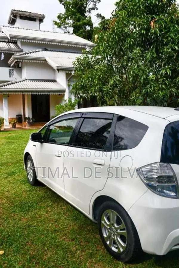 Honda Fit 2013 Car (Used)