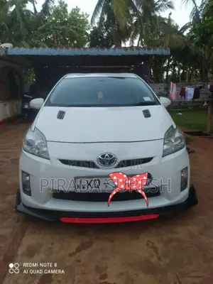 Toyota Prius 2011 Car (Used)