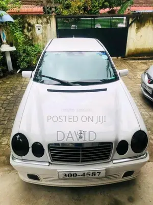 Mercedes-Benz E200 1997 Car (Used)
