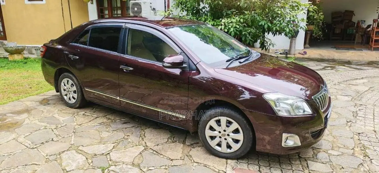 Toyota Premio 2013 Car (Used)