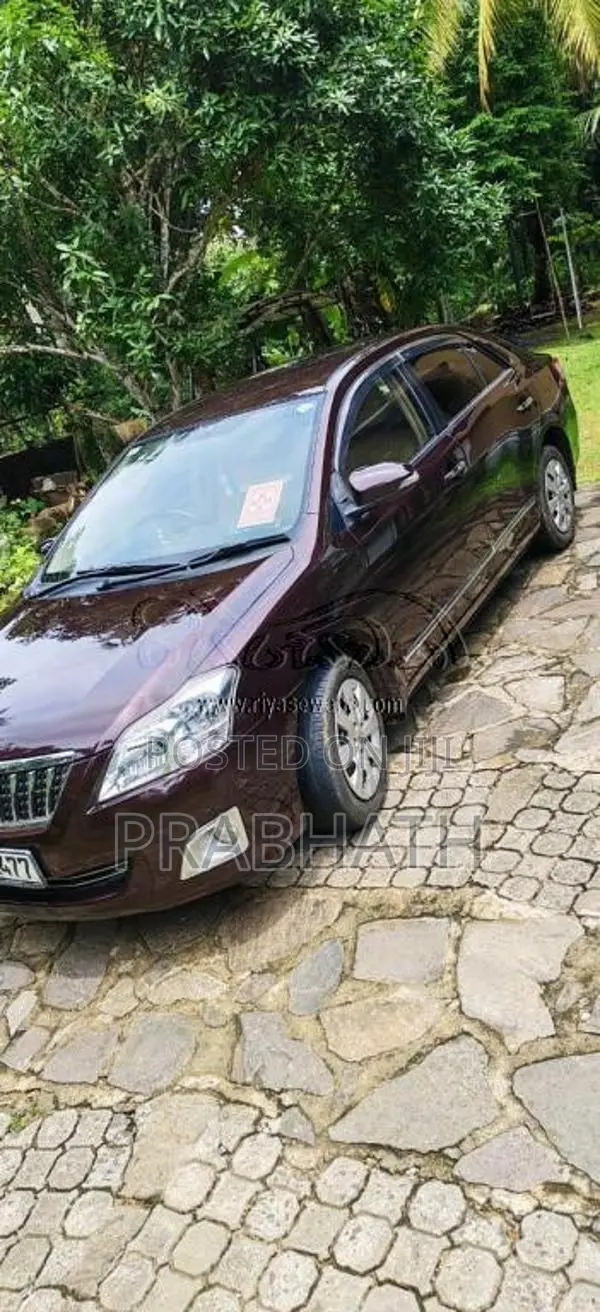 Toyota Premio 2013 Car (Used)