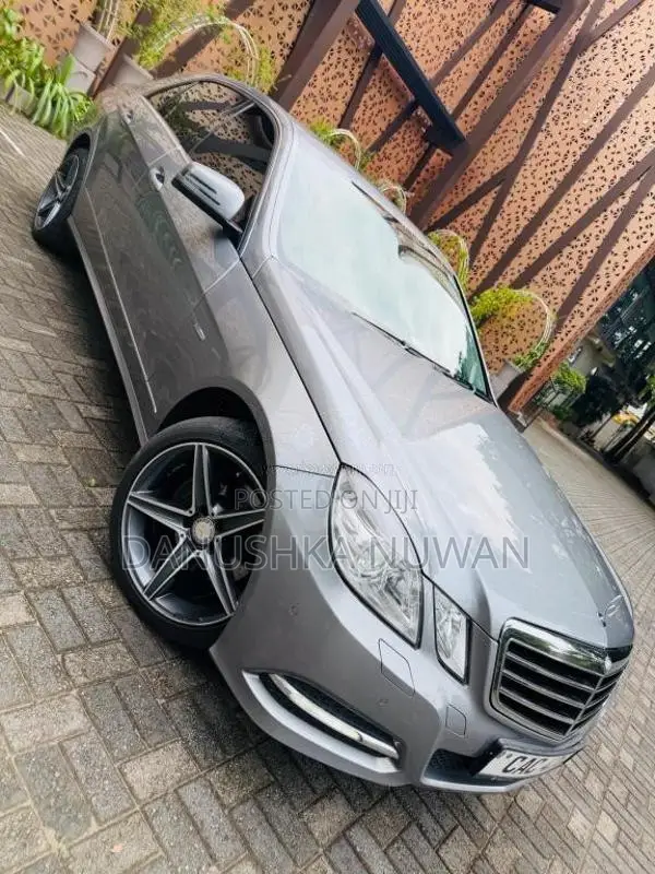 Mercedes-Benz E200 2013 Car (Used)