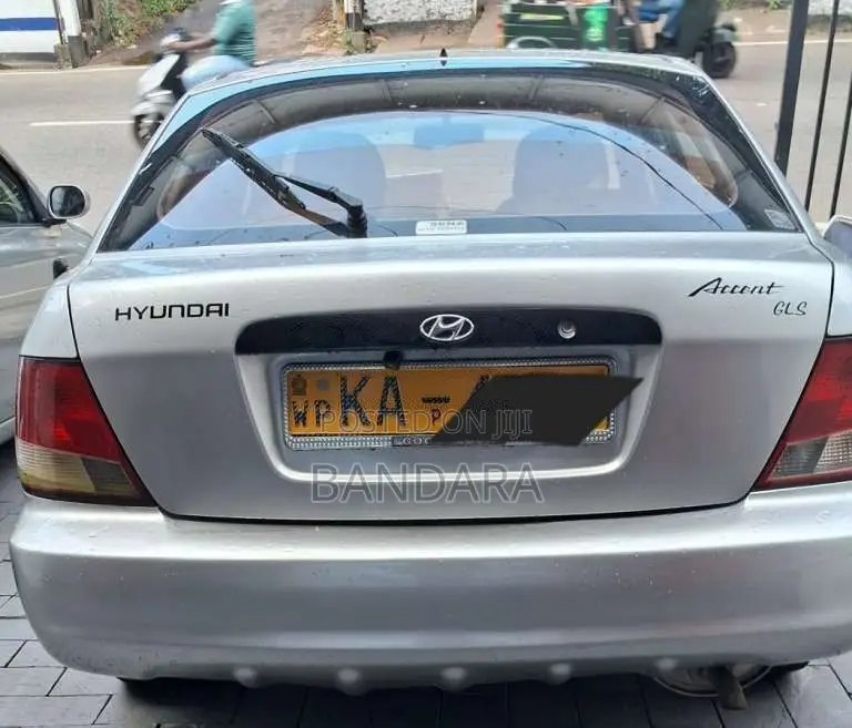 Hyundai Accent 2002 Car (Used)