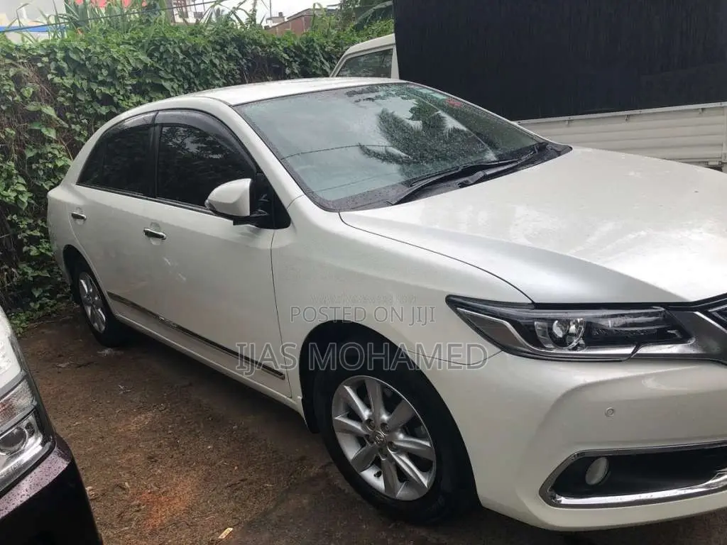 Toyota Premio 2018 Car (Used)