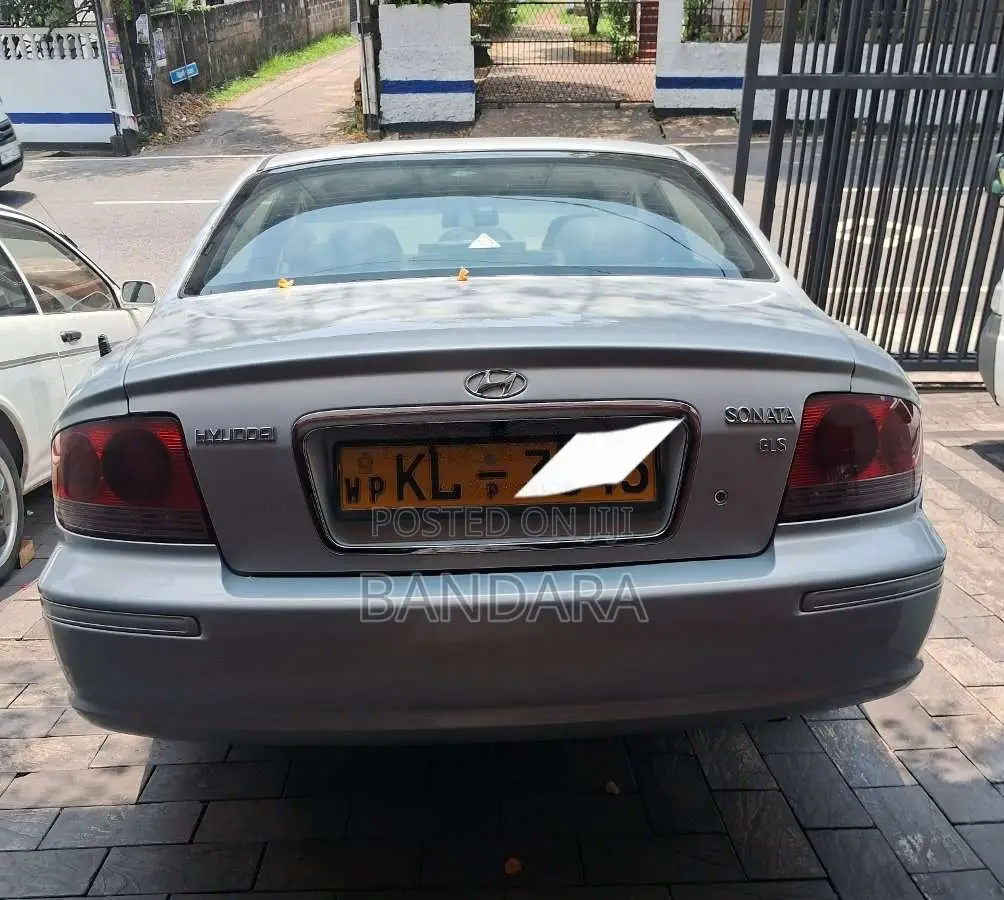 Hyundai Sonata 2001 Car (Used)
