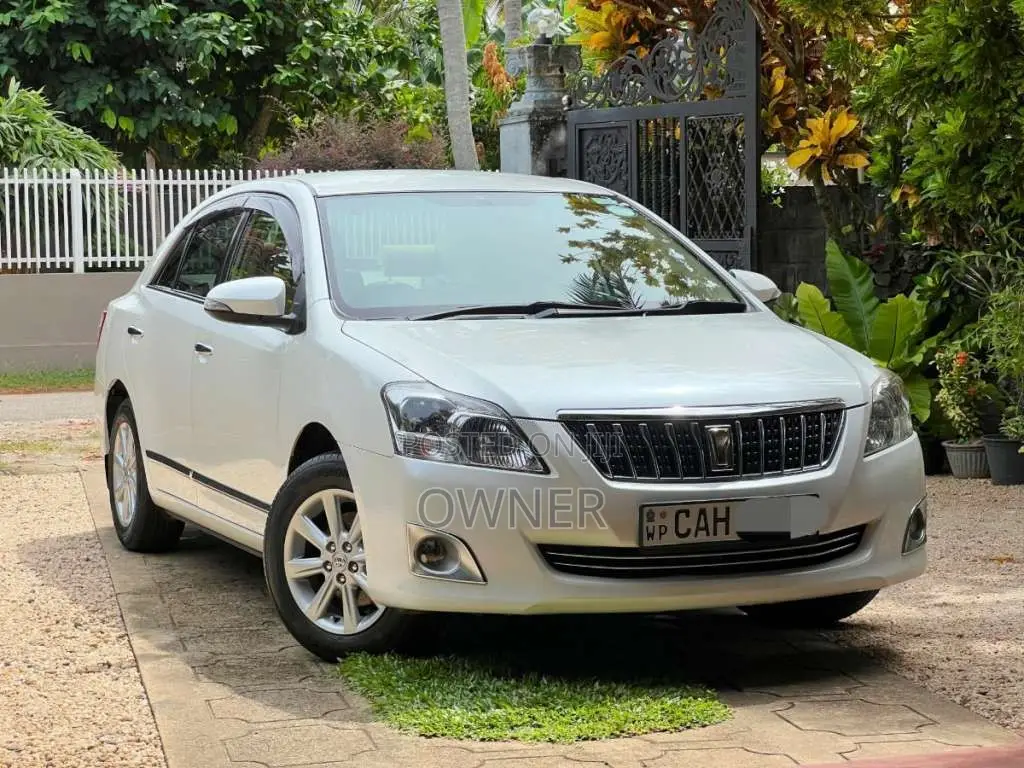 Toyota Premio 2015 Car (Used)