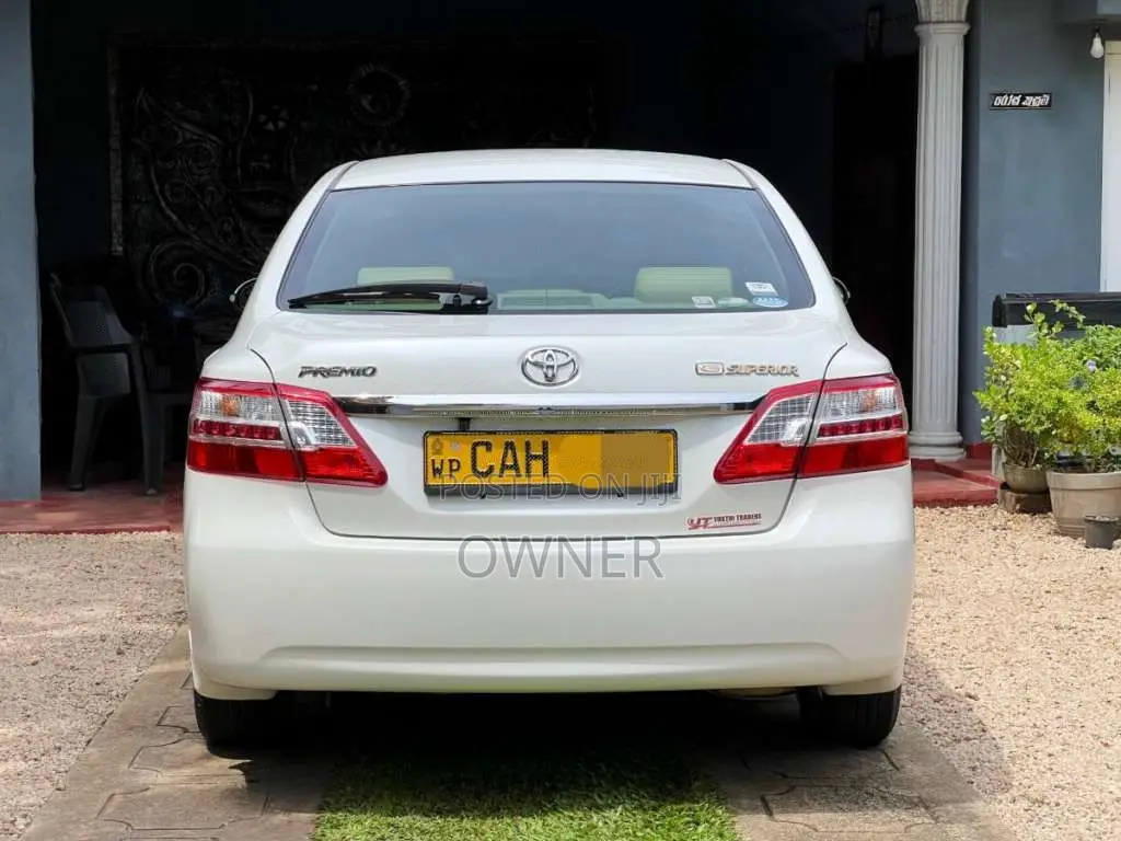 Toyota Premio 2015 Car (Used)