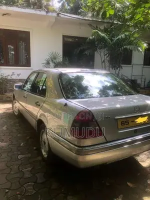 Mercedes-Benz C200 1994 Car (Used)