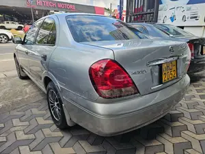 Nissan N16 2003 Car (Used)