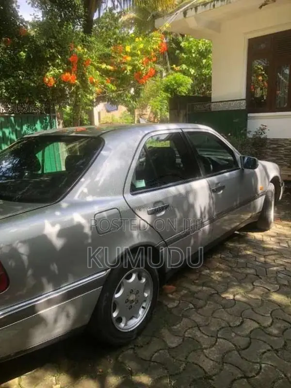 Mercedes-Benz C200 1994 Car (Used)
