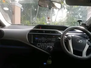 Toyota Aqua S 2013 Car (Used)