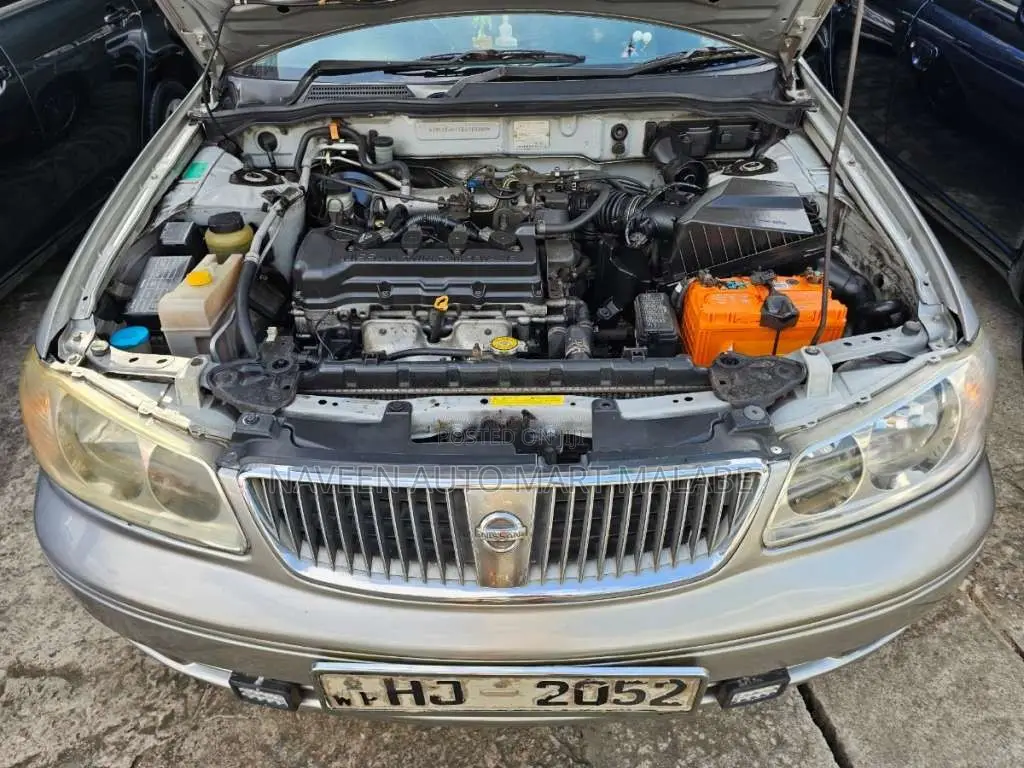 Nissan N16 2003 Car (Used)