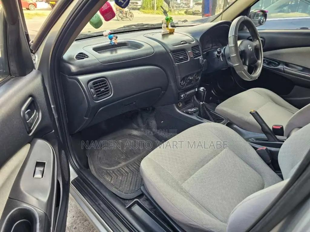 Nissan N16 2003 Car (Used)