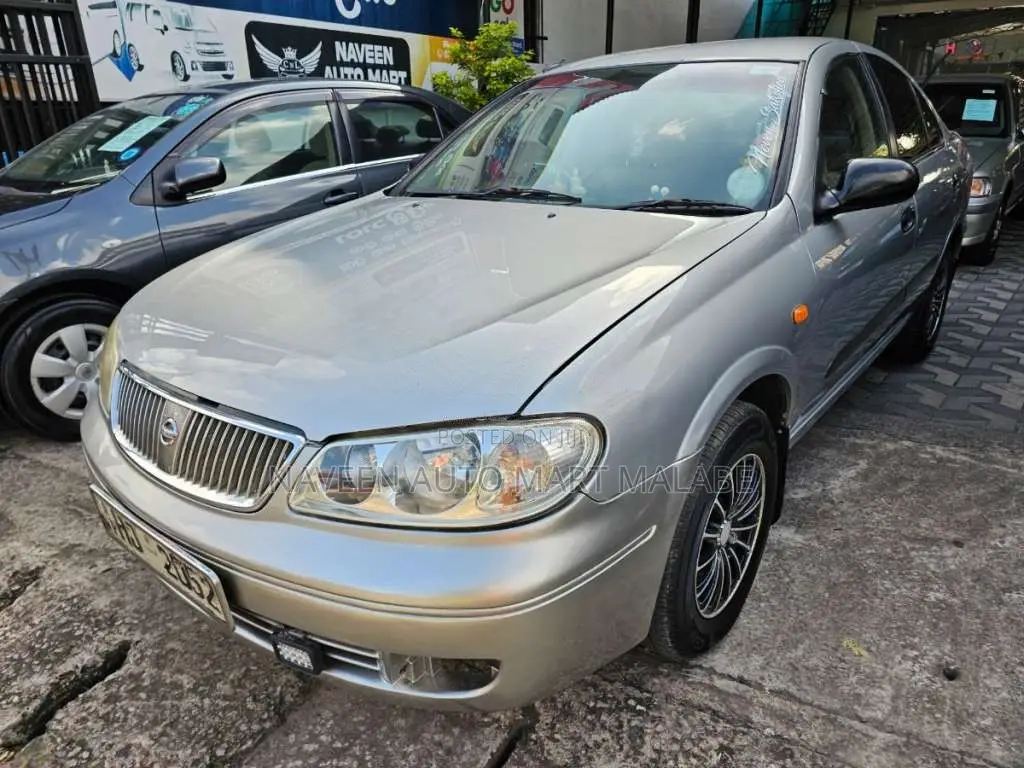 Nissan N16 2003 Car (Used)