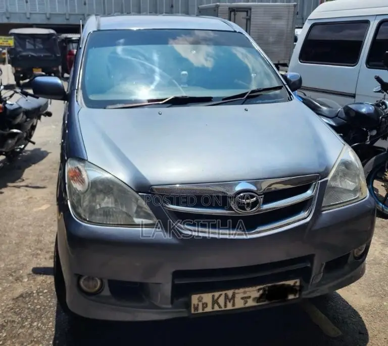 Toyota Avanza 2010 Car (Used)