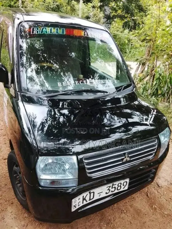Mitsubishi Toppo 2002 Car (Used)