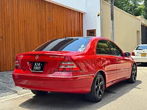 Mercedes-Benz C180 2010 Car (Used)