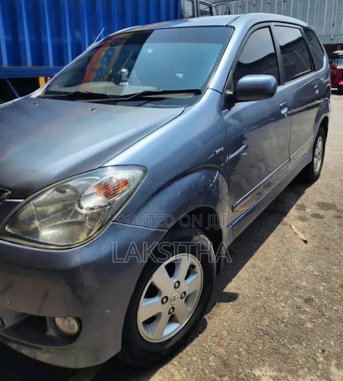 Toyota Avanza 2010 Car (Used)