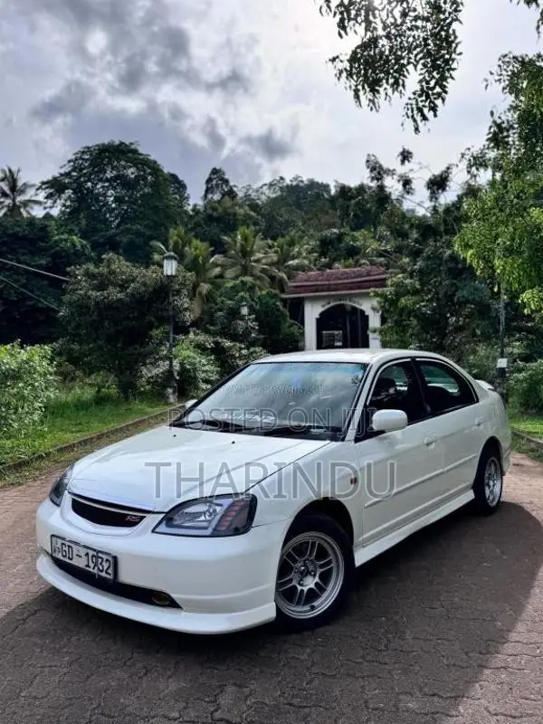 Honda Civic 2000 Car (Used)